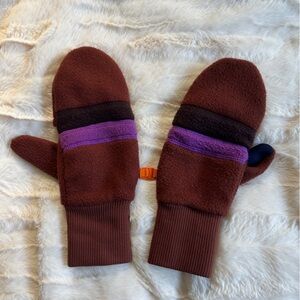Cotopaxi Mittens